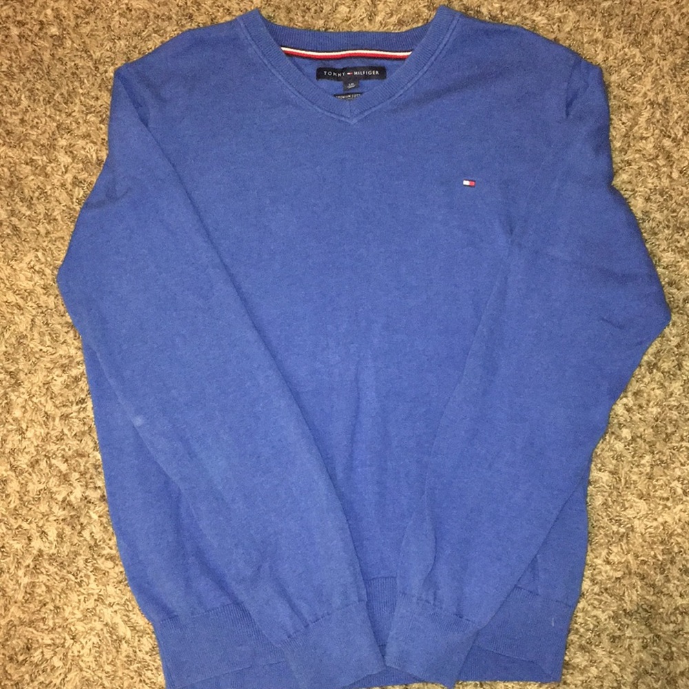 Tommy v neck sweater